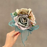 Цветочная ручка с зеленым мясом мяты