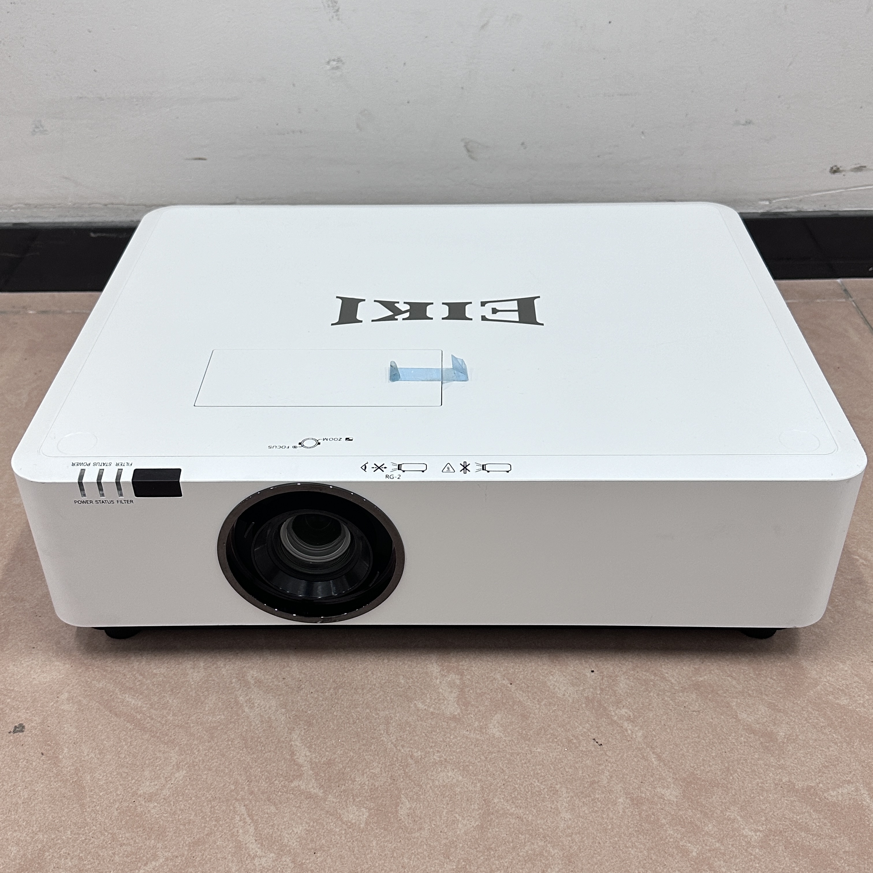 【准新机】EIKI爱其二手投影仪 全新未使用仅无原包装 商务办公家用高清投影 捡漏价EK-350U