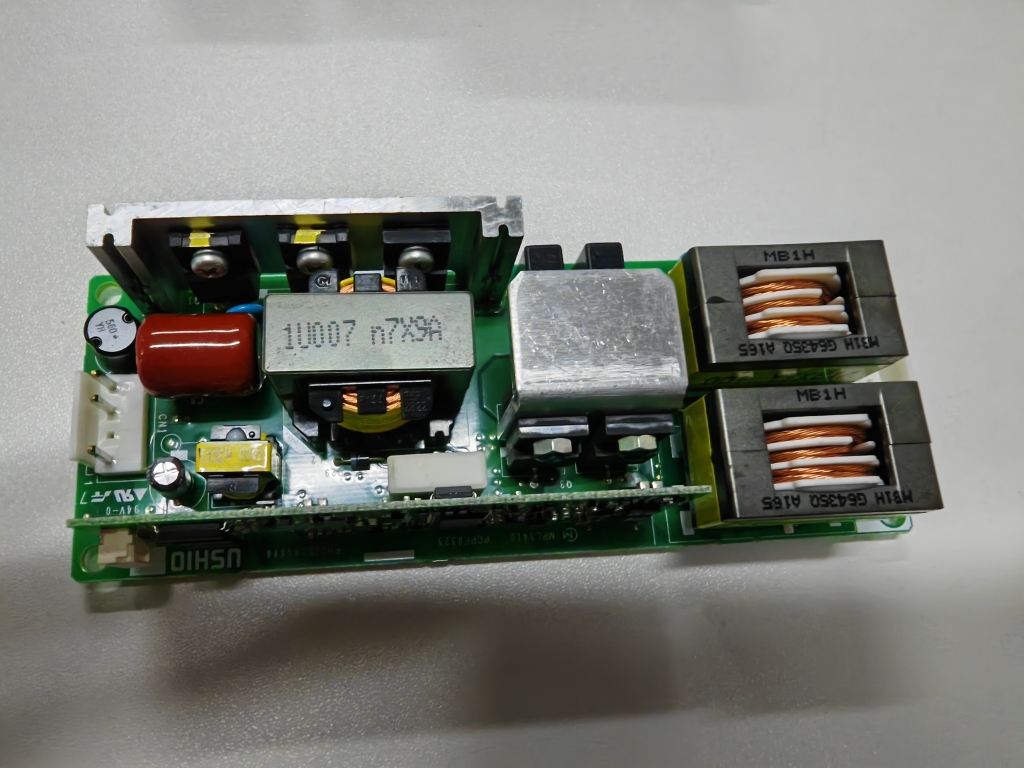 全新爱普生CB-2255U 2265U 5510 5520W投影机灯电源PHG251A4HY