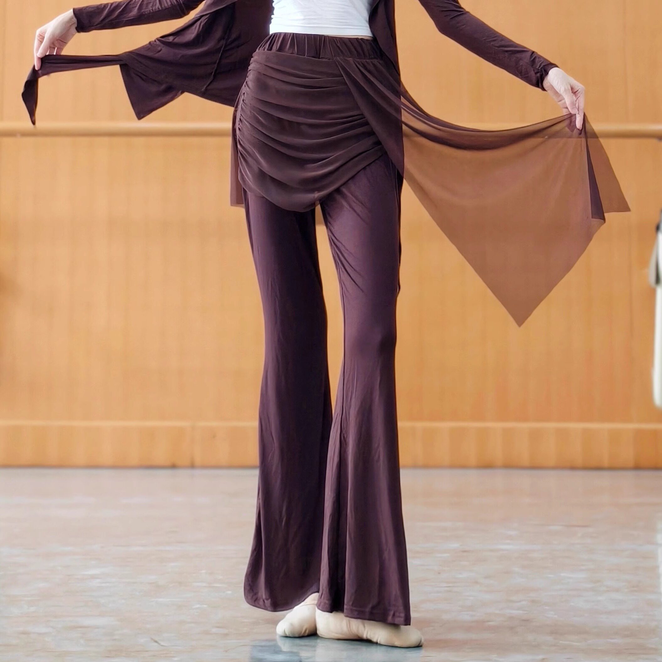 新款微喇现代舞蹈裤高腰显瘦飘带修身屁帘裙裤练功服中国舞形体裤