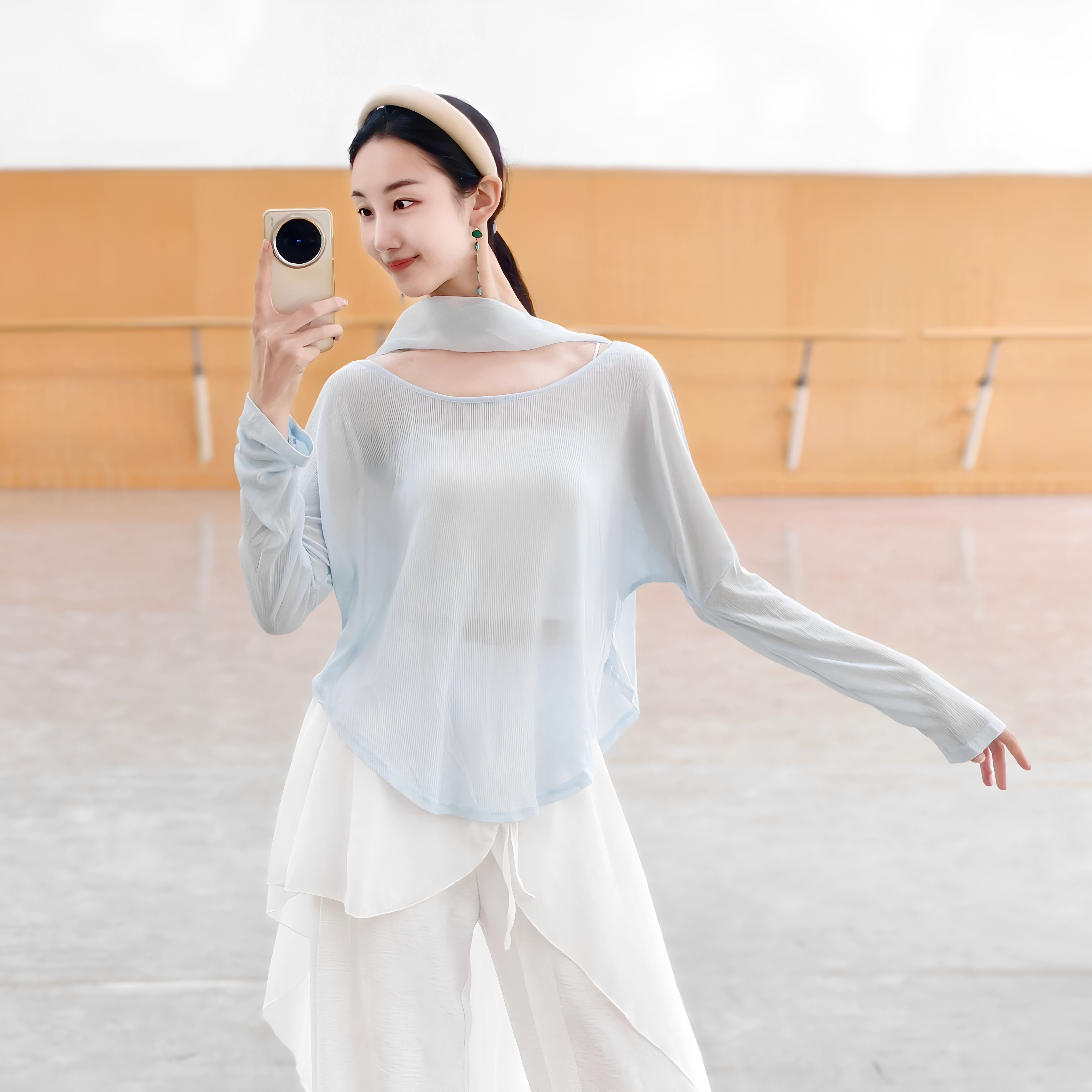 古典舞飘逸纱衣身韵宽松系带舞蹈服中国舞现代舞练功服上衣罩衫图片