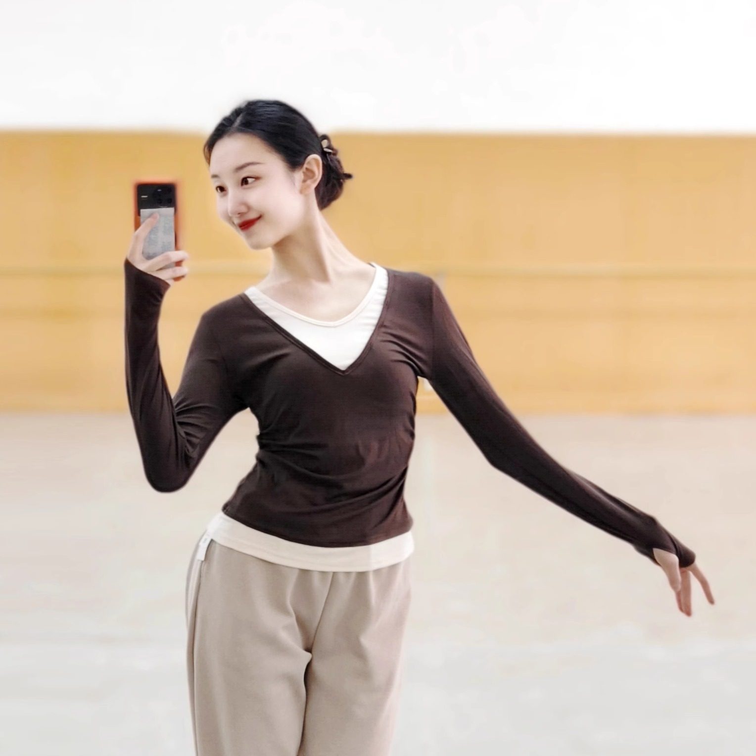 现代舞拼接假两件长袖中国舞蹈服女冬季显瘦形体练功服芭蕾瑜伽服