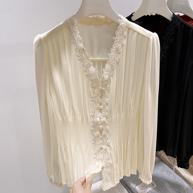 2026新款气质显瘦V领刺绣花边拼接百褶纯色长袖雪纺衬衫女春季