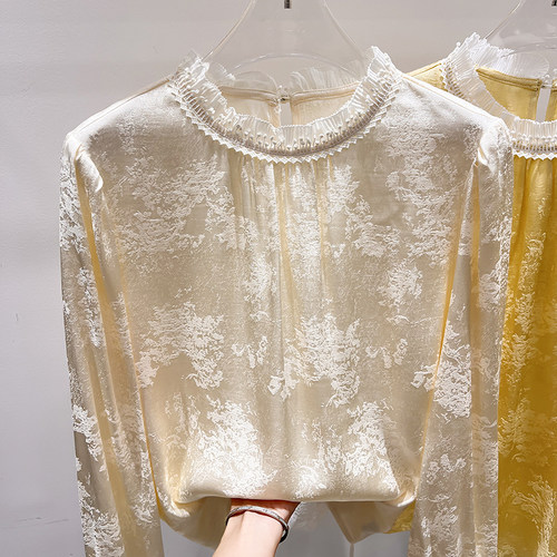 2026新款法式气质立领木耳边印花袖子拼接蕾丝套头长袖雪纺衫女春