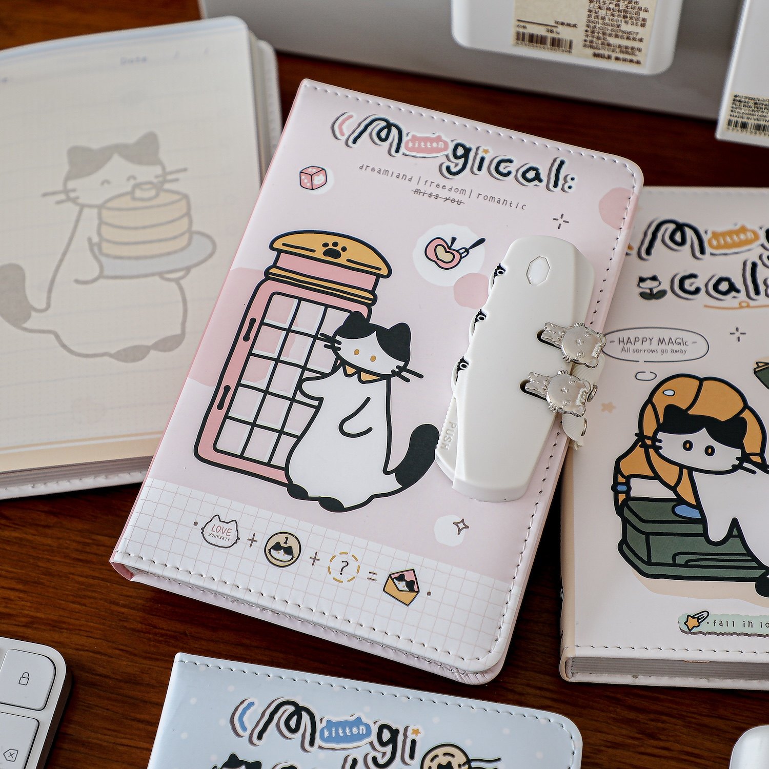 喵喵魔法彩页密码锁本 女生手账本秘密带锁日记本礼盒女孩手帐本,文具电教/文化用品/商务用品,手帐/日程本/计划本,淘宝优惠券,粉丝福利购,淘宝优惠卷