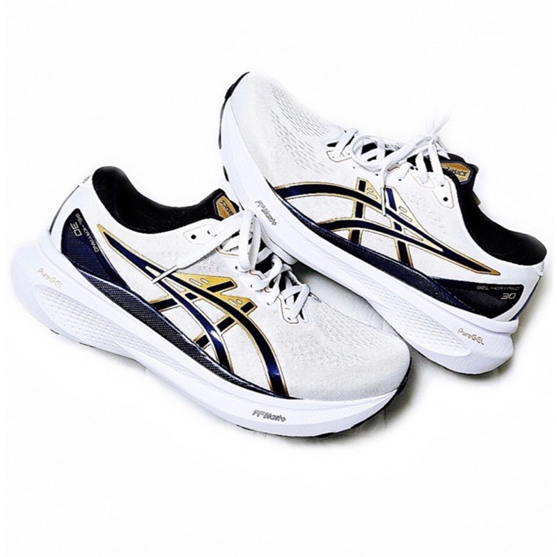 黑色跑步鞋亚瑟士ASICS