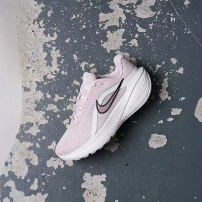 耐克NIKE运动网面减震跑步鞋