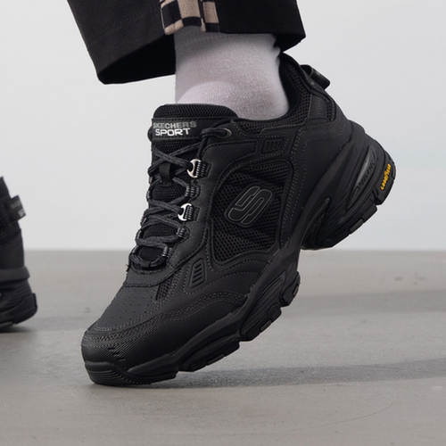 黑色复古潮流运动斯凯奇Skechers