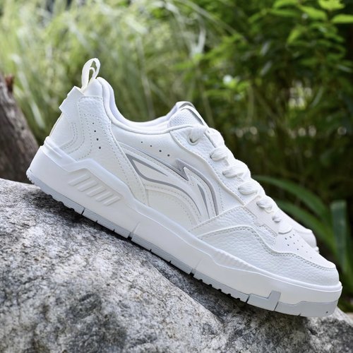 李宁LINING休闲百搭板鞋