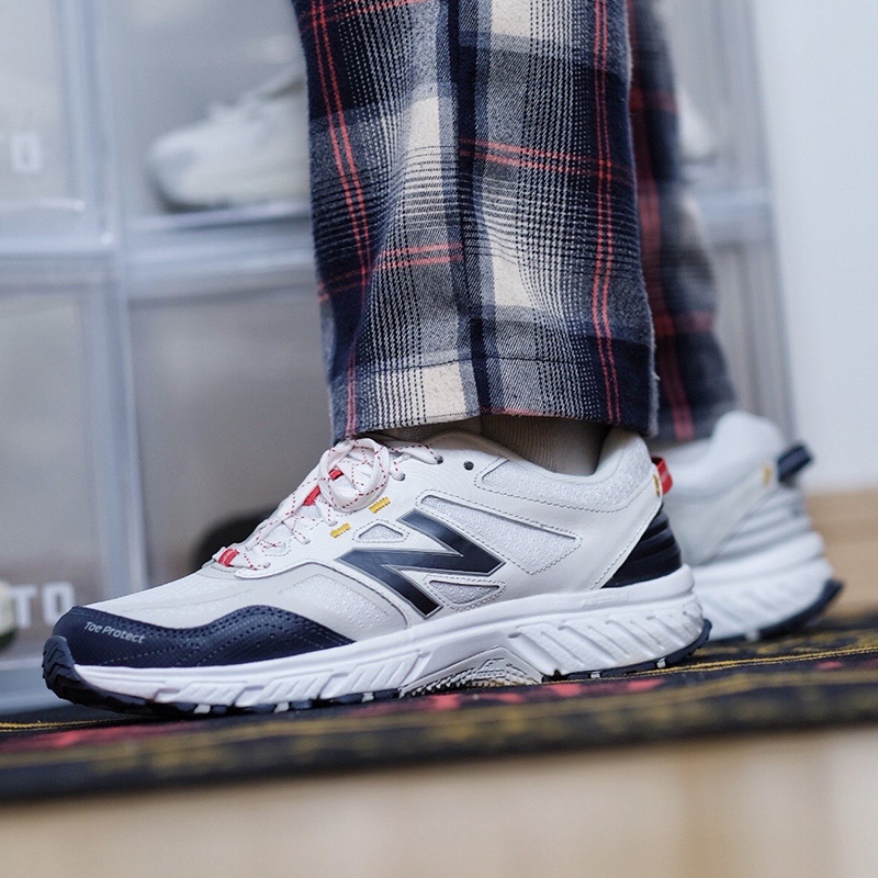 NewBalance休闲跑步鞋男女款