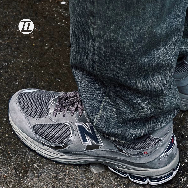 NB2002系列复古情侣老爹鞋