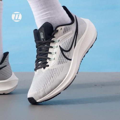 Nike/耐克飞马39男女跑步鞋