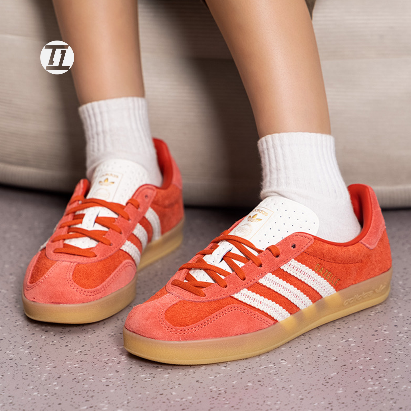 阿迪达斯/adidas时尚潮流休闲鞋