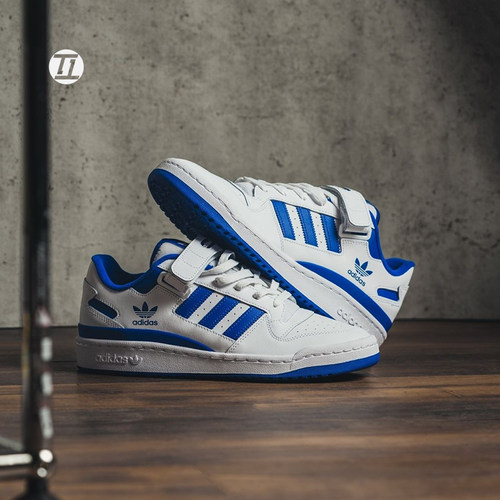 三叶草魔术贴经典休闲板鞋