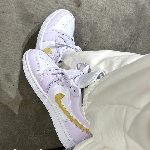 AirJordan1低帮系带篮球鞋