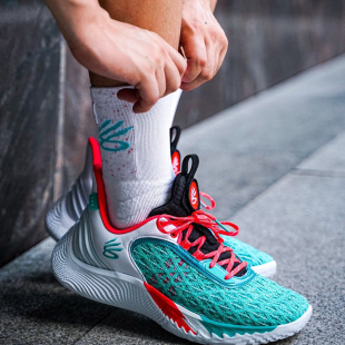 3025631 库里Curry9男子透气实战运动篮球鞋 安德玛Under Armour