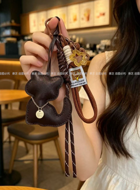 项链猫咪包包挂件~MIU系皮革挂绳登山绳钥匙扣高级感情侣包包挂饰
