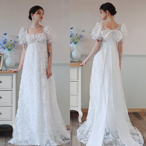 尕黛复古蕾丝方领轻婚纱