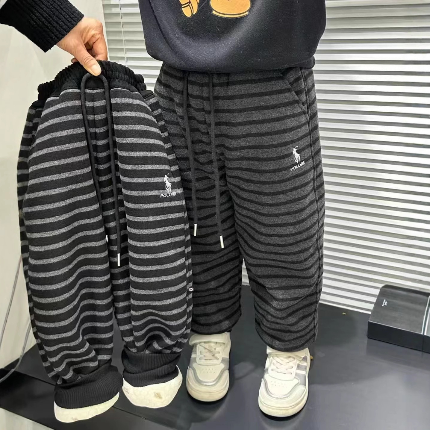 儿童运动裤条纹裤子秋冬卫裤新款男童加厚休闲弹力夹棉长裤