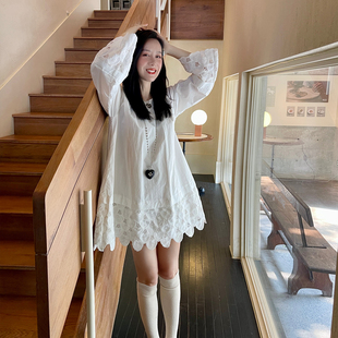 heidy海蒂 爱心攻击 白色刺绣拼接荃棉长袖连衣裙宽松娃娃短裙春