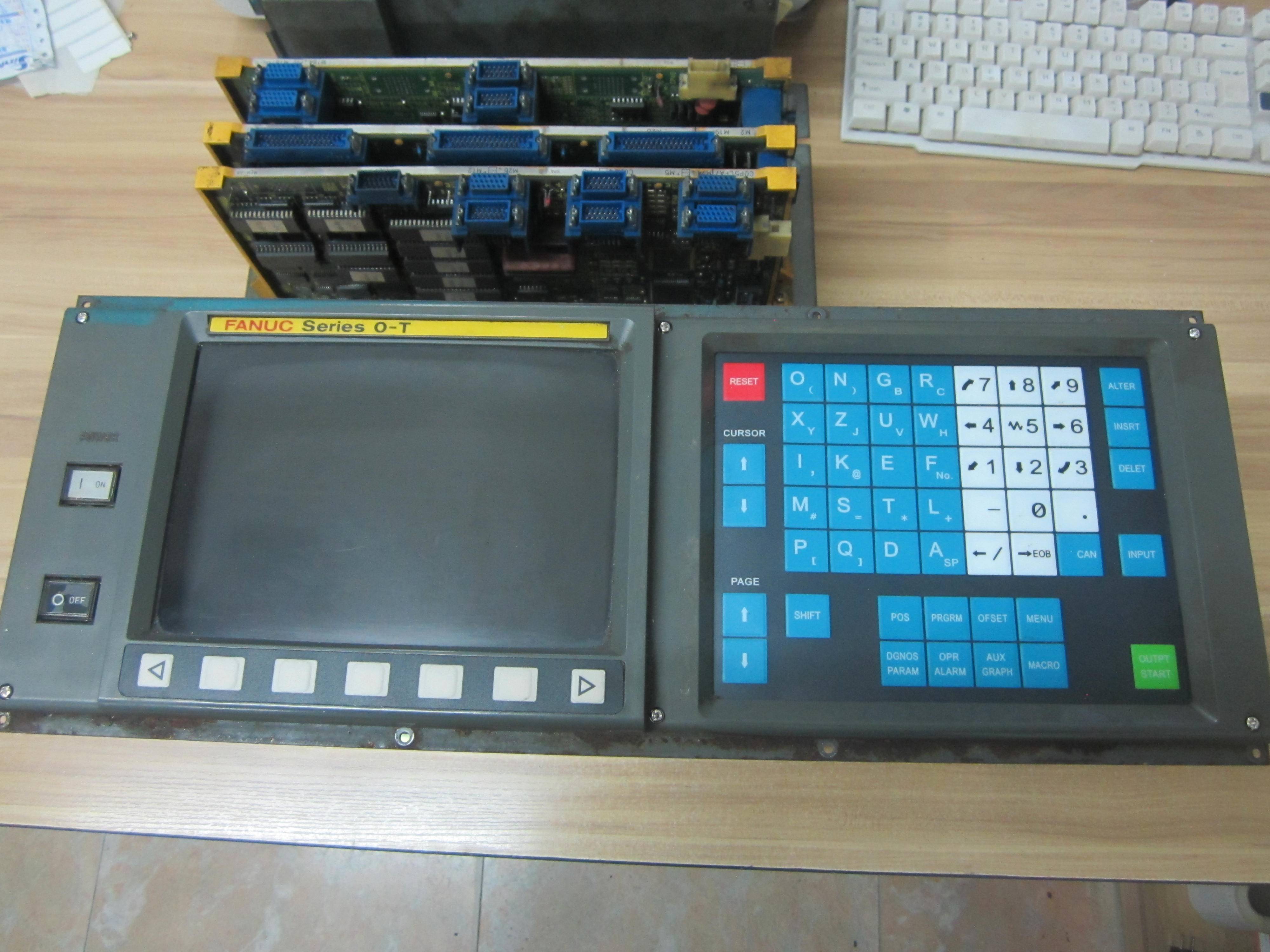 166-发那科 FANUC 数控屏 0-T D9MM-11A A02B-0098-C055/TBR 现货