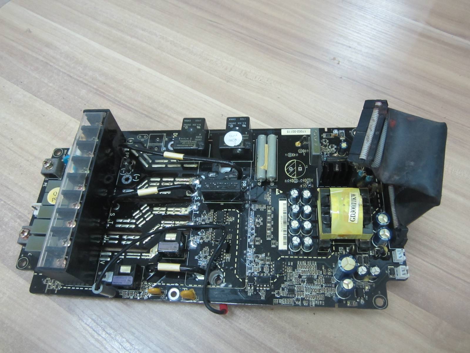 166-英威腾 GD200A GD35 380V 11KW 驱动板 17002-00115 询价联系