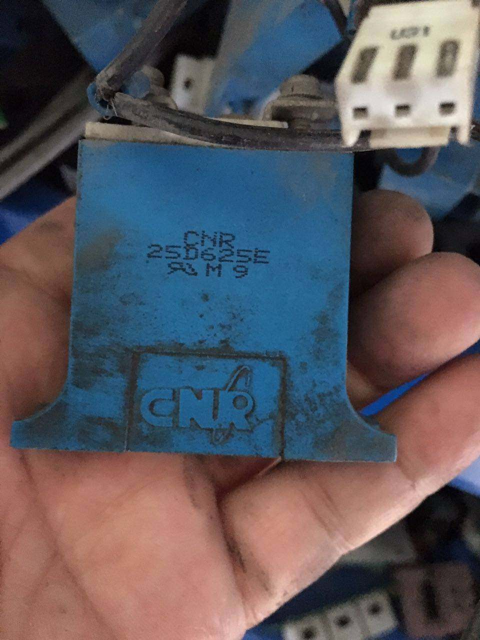 25-CNR 25D625E压敏电阻滤波电阻台达变频器AB变频器压敏电阻