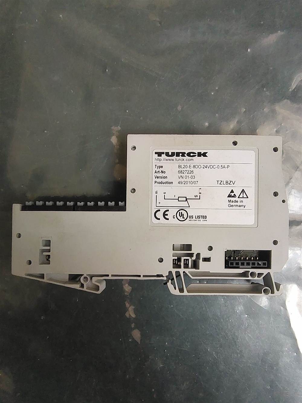 188-TURCK图尔克 BL20-E-8DO-24VDC-0.5A-P 6827226 包功能 实物