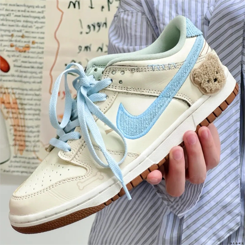 Nike球鞋定制小熊可爱低帮女板鞋