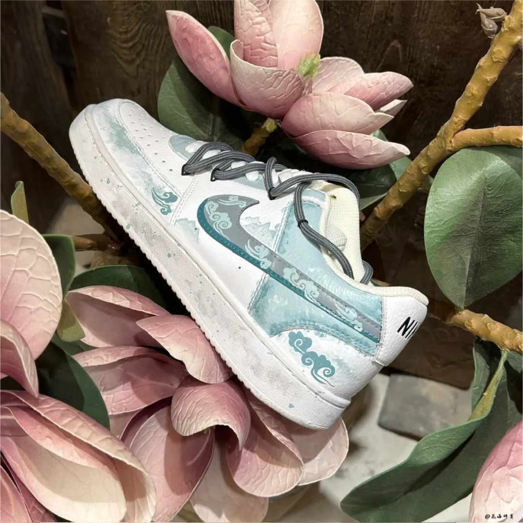 Nike板鞋球鞋定制手绘低帮