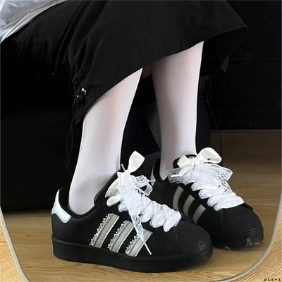 Adidas球鞋定制蕾丝女款低帮板鞋