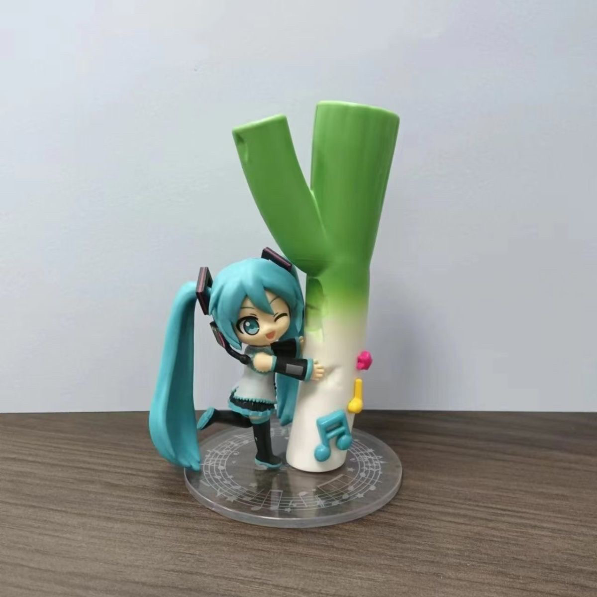 初音未来miku模型动漫手办摆件公仔礼物车载周边机箱国产10