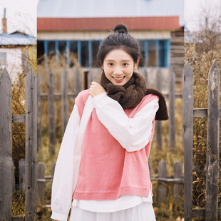 古苔 粉色针织马甲简约的丸子头 氛围感秋冬穿搭 不易起球100棉女