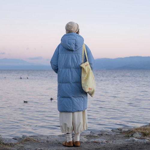 古苔冰川蓝90白鸭绒中长羽绒服女