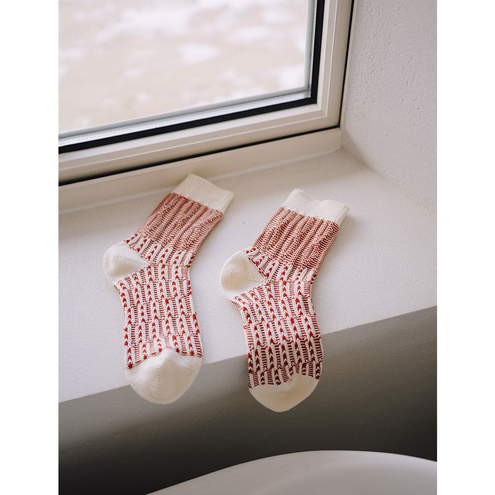 新年袜子冬季中筒棉袜古苔保暖女