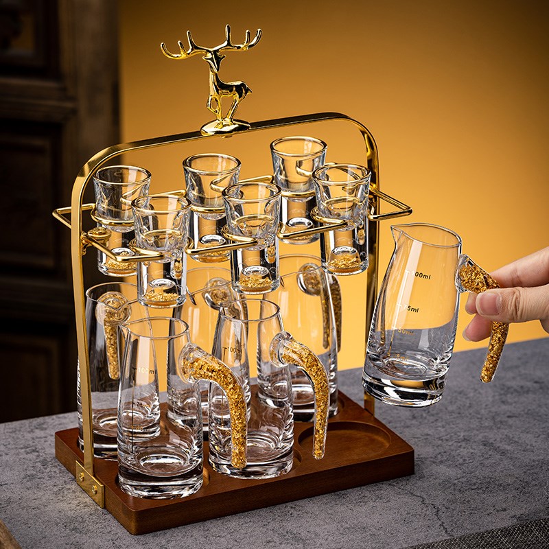 高档水晶轻奢玻璃白酒杯套装家用金箔中式一N口小酒杯子分酒器酒