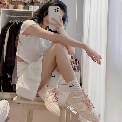 Nike耐克Dunk低帮系带休闲板鞋