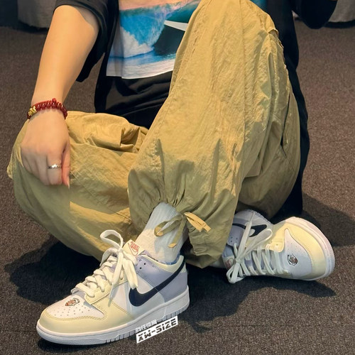 Nike耐克Dunk（GS）低帮休闲板鞋