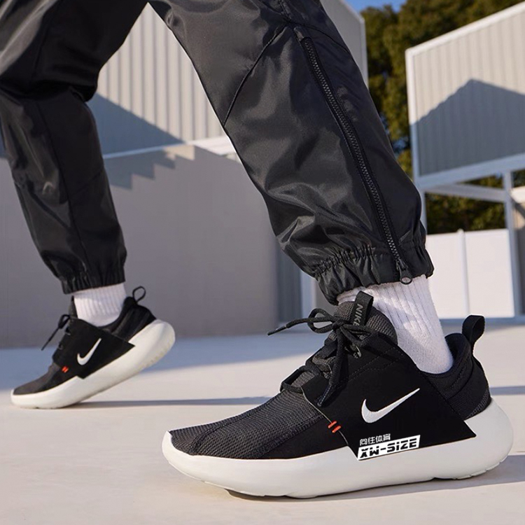 Nike轻便男子系带耐磨休闲鞋