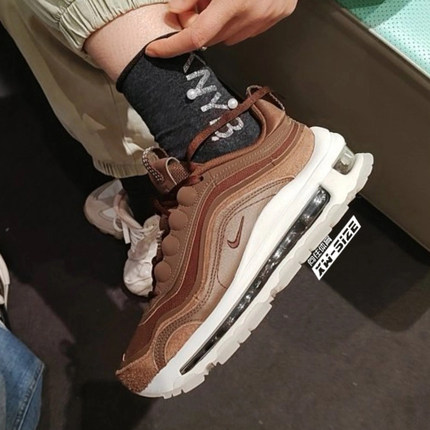 向往体育Nike/耐克Air Max 97Futura女低帮子弹增高休闲鞋FB4496