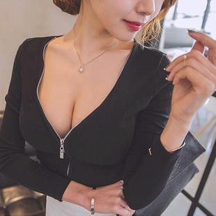 长袖T恤女大码性感夜店深V低胸拉链百搭修身显瘦韩版胖mm打底衫秋