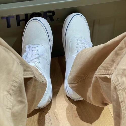 Vans TOKYO DESIGN Authentic R44 范斯小白鞋板鞋男女款休闲鞋