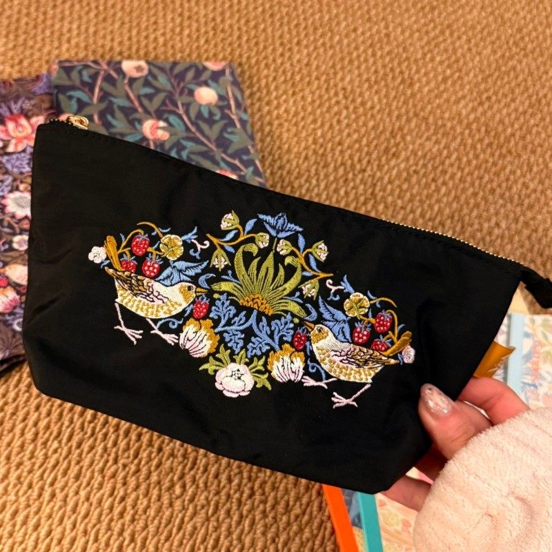 日本KOKUYO国誉VA博物馆联名笔袋收纳包大容量精美刺绣化妆品易取,文具电教/文化用品/商务用品,笔袋,淘宝优惠券,粉丝福利购,淘宝优惠卷