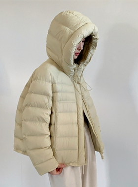 排骨感显瘦纸片人连帽羽绒服女短款2025冬季新款韩版90白鸭绒外套