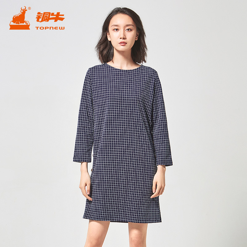 铜牛春季格纹圆领睡裙