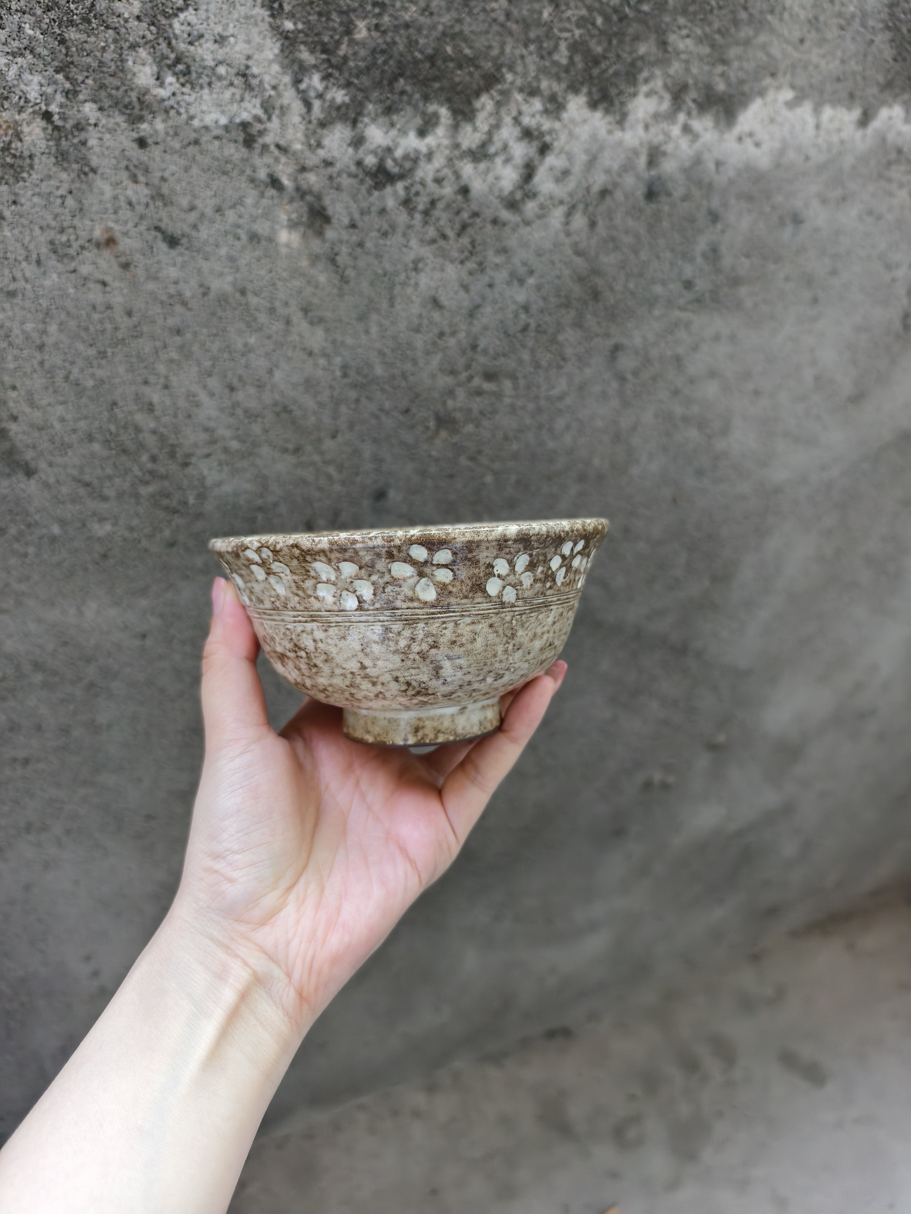 LLHOME复古手工花花浮雕米饭碗高足碗粥碗菜碗汤碗不烫手粗陶碗
