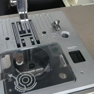 JH8129 HZL80 家用缝纫机配件大全针板固定螺丝适合8280 22774423