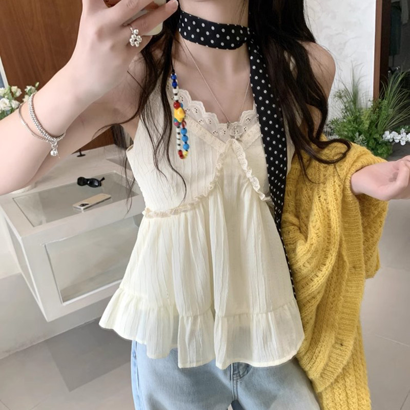 法式V领吊带小衫女夏季外穿甜美减龄蕾丝小背心洋气显瘦无袖上衣