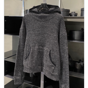 休闲百搭连帽围脖领双面绒毛细条纹卫衣 W8048