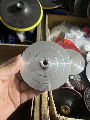 新品 4寸自粘盘角磨机磨头砂纸吸盘石材抛光片自粘盘铝合金粘盘
